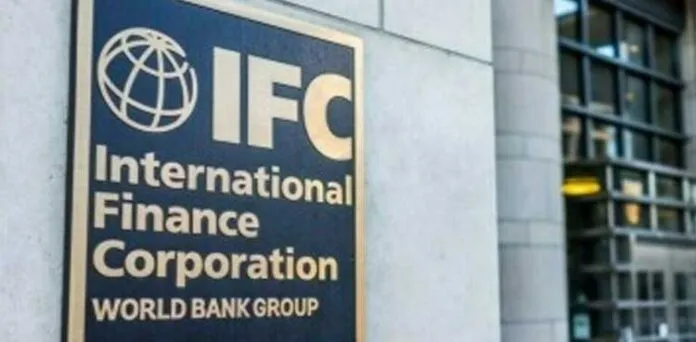 The International Finance Corporation (IFC) intends to raise its investments in Pakistan. IFC might spend up to $2 billion a year over the next ten years to assist industries like ports, energy, water, and airports. Makhtar Diop, Managing Director of IFC, underlined in an interview with Reuters the need for funding in infrastructure, financial services, digital innovation, and agriculture. These projects seek to propel Pakistan's economy toward sustainability. Prime Minister Shehbaz Sharif also commended the World Bank Group's latest $40 billion Country Partnership Framework (CPF) for 2026–2035 at the same time. This strategy calls for government loans from IDA and IBRD totaling $20 billion as well as an additional $20 billion from IFC to support private sector growth. PM Sharif asked IFC to increase its support in important areas like infrastructure, IT, climate resilience, mining, and healthcare at a conference with Diop. In Pakistan, stability and economic development depend on these industries. Along with the World Bank's backing, the IFC's higher investments might help Pakistan's infrastructure, digital sector, and financial systems be improved, generating fresh commercial and economic prospects.